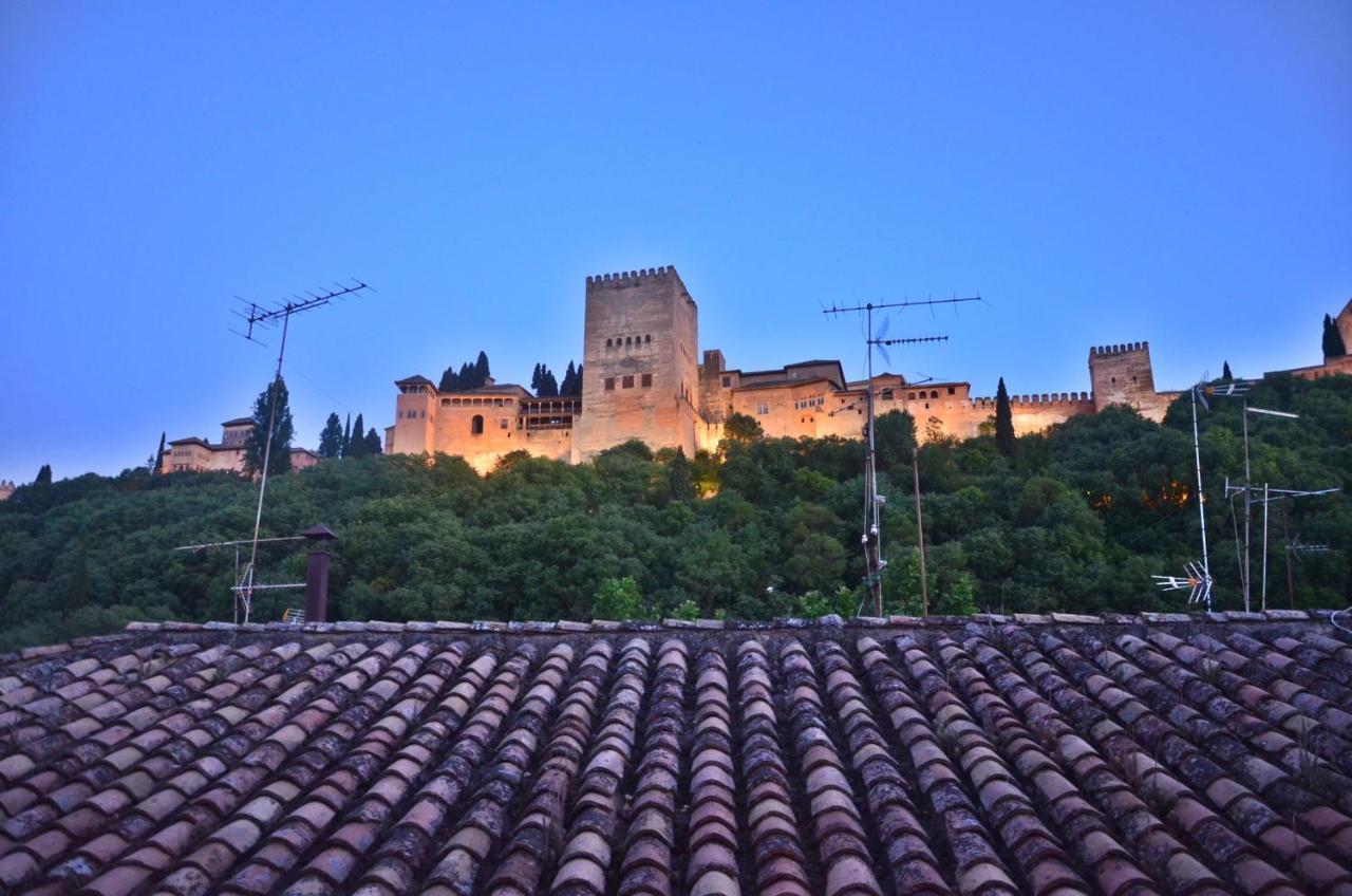Paseo De Los Tristes Granada Exterior photo